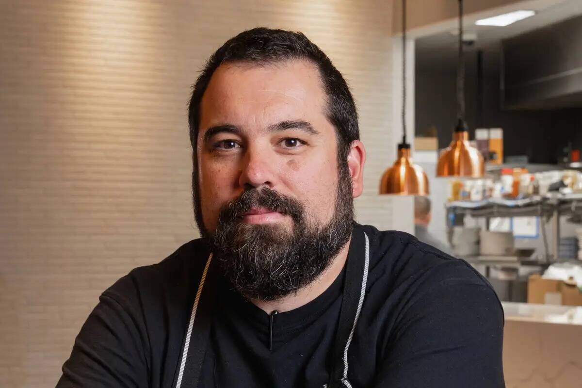 Oscar Amador es el chef y copropietario de Anima by EDO, que abrió sus puertas en The Gramercy ...
