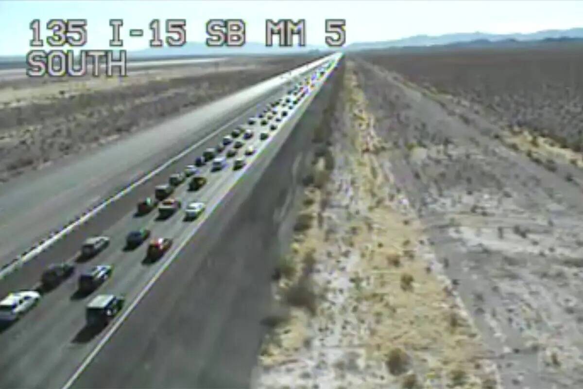 Una cámara de tránsito del Departamento de Transporte de Nevada muestra atascos en la Interes ...