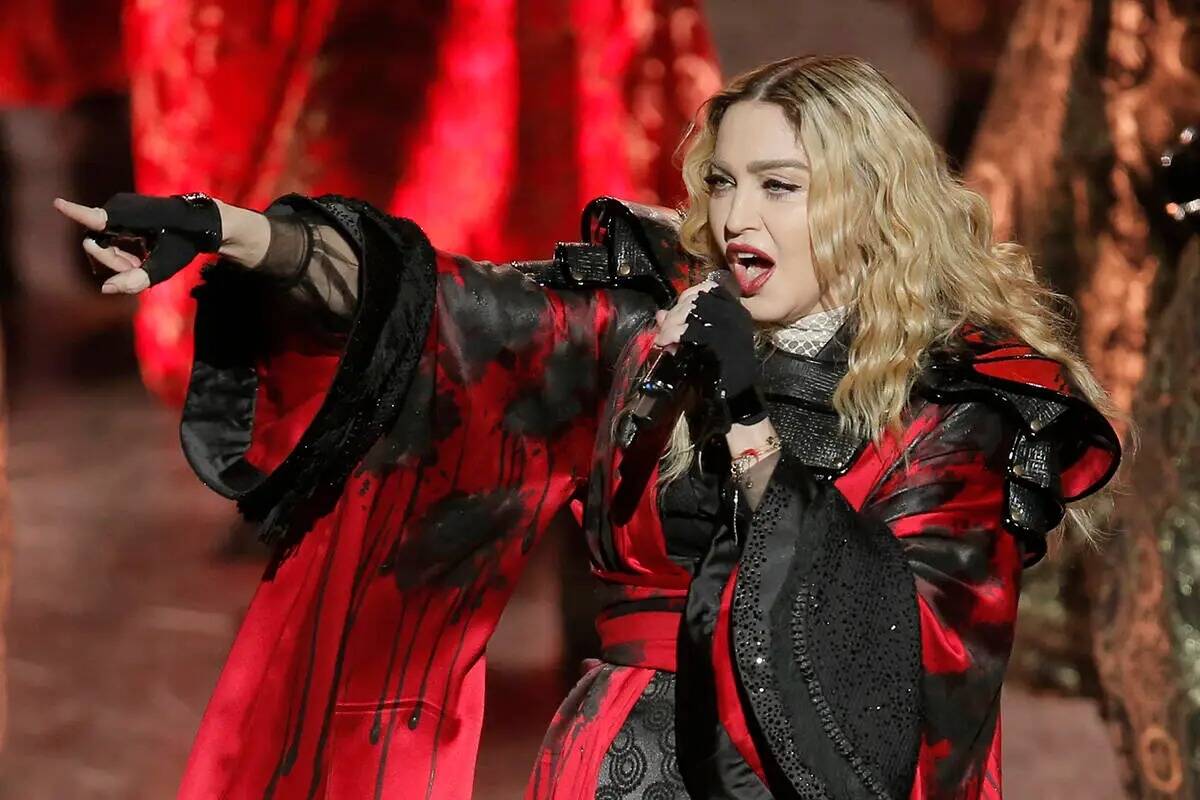 Madonna se presenta durante Rebel Heart World Tour en Macao, China, el sábado 20 de febrero de ...