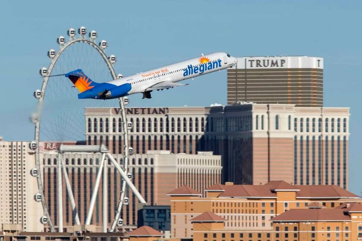 Un vuelo de Allegiant Air sale del Aeropuerto Internacional McCarran en 2018. (Las Vegas Review ...