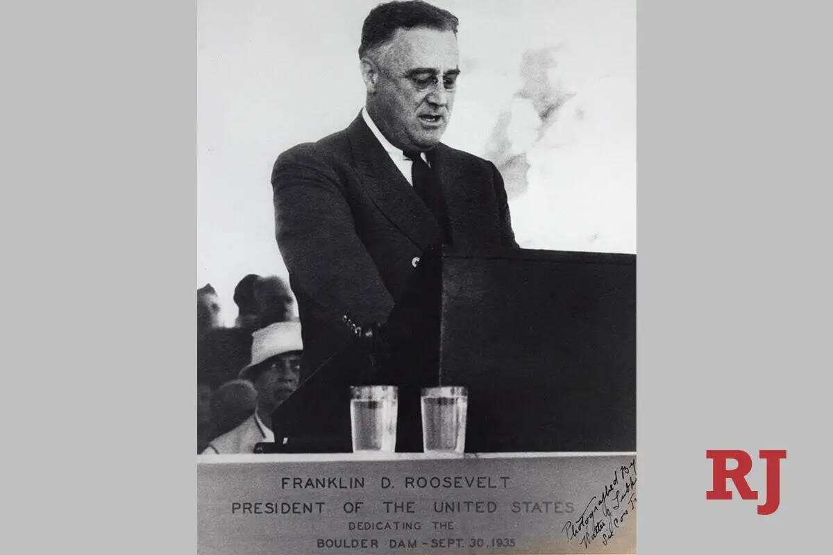 El presidente Franklin D. Roosevelt pronuncia el discurso de inauguración de la Presa de Bould ...
