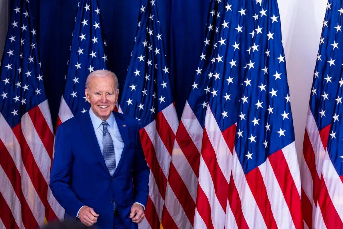 El presidente Joe Biden habla sobre la reducción de los costos de los medicamentos con receta ...
