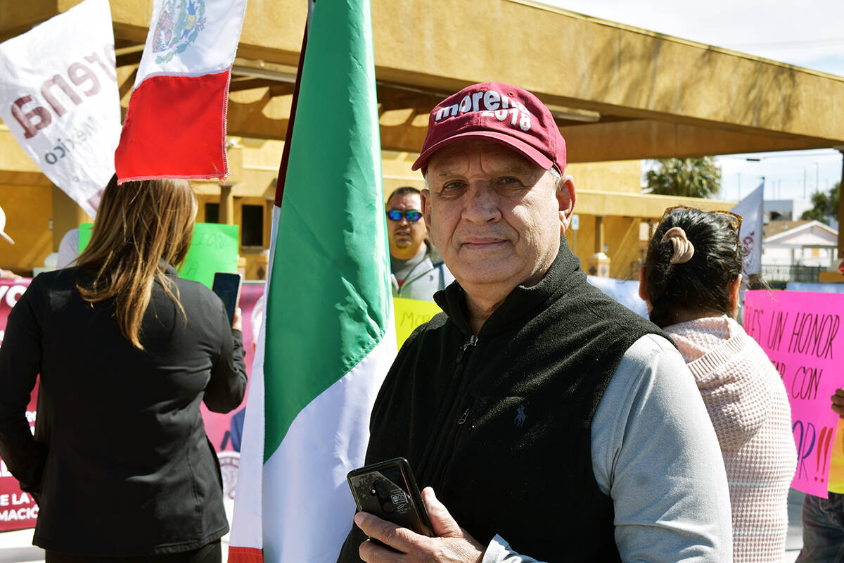 Carlos Andrew, cubano de nacimiento, pero mexicano de corazón, participó en una movilización ...