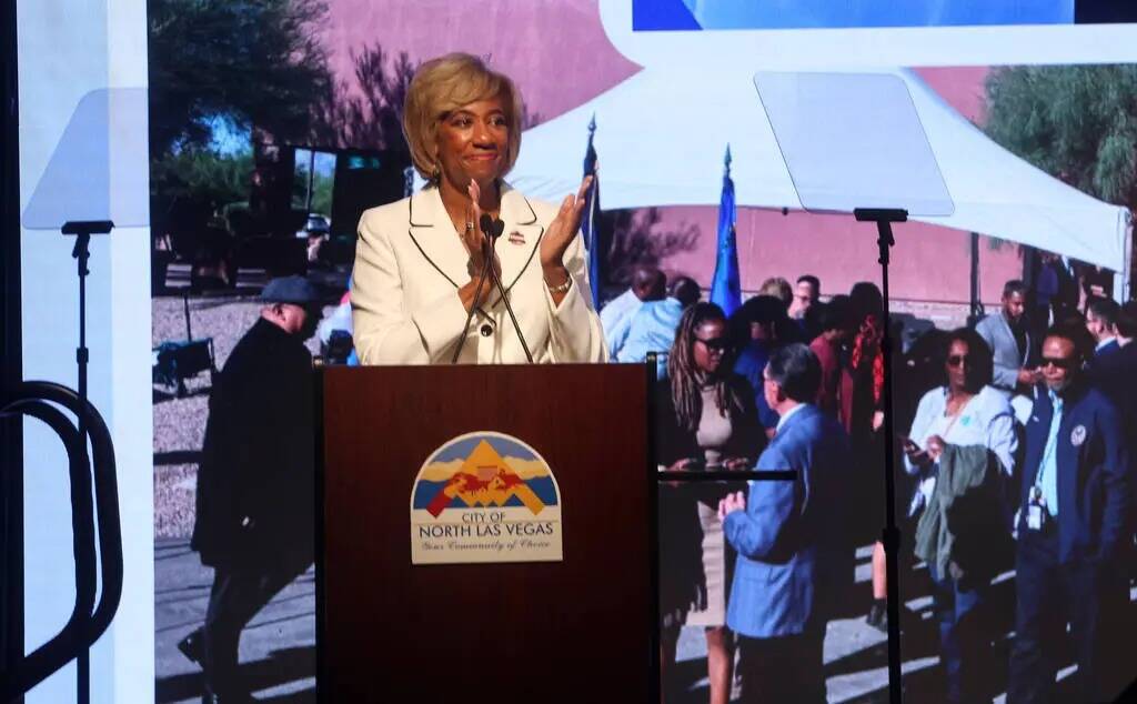 La alcaldesa de North Las Vegas, Pamela Goynes-Brown, habla durante el discurso anual sobre el ...