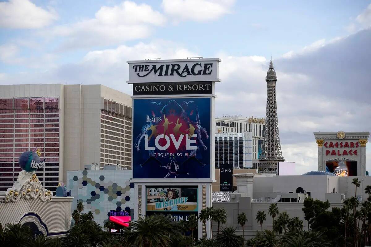 La marquesina de The Mirage el miércoles 22 de marzo de 2023, en Las Vegas. Como nuevo operado ...