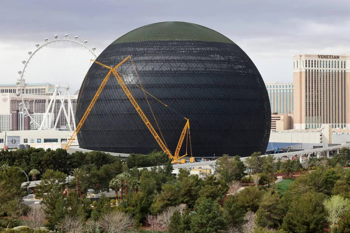 MSG Sphere de The Venetian en construcción en Las Vegas el viernes 10 de marzo de 2023. Está ...