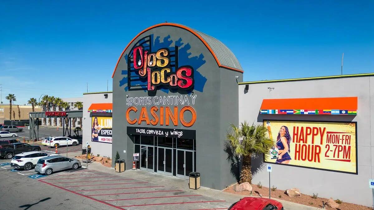 Ojos Locos Sports Cantina y Casino abrió en febrero de 2023 en North Las Vegas con un restaura ...