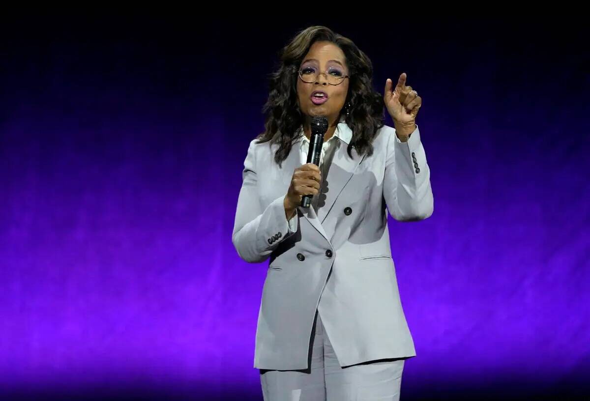 Oprah Winfrey, productora de un próximo remake cinematográfico de "The Color Purple", habla s ...