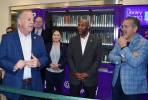 Se enorgullece el gobernador Joe Lombardo en inaugurar nueva biblioteca móvil en The Boulevard