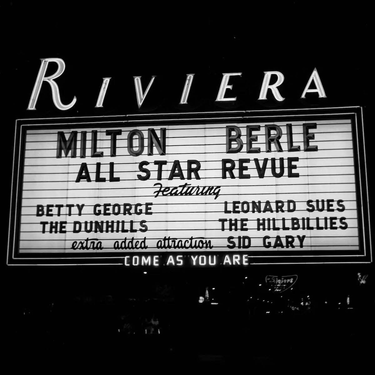 Milton Berle en Riviera el 31 de diciembre de 1955. (Las Vegas News Bureau)