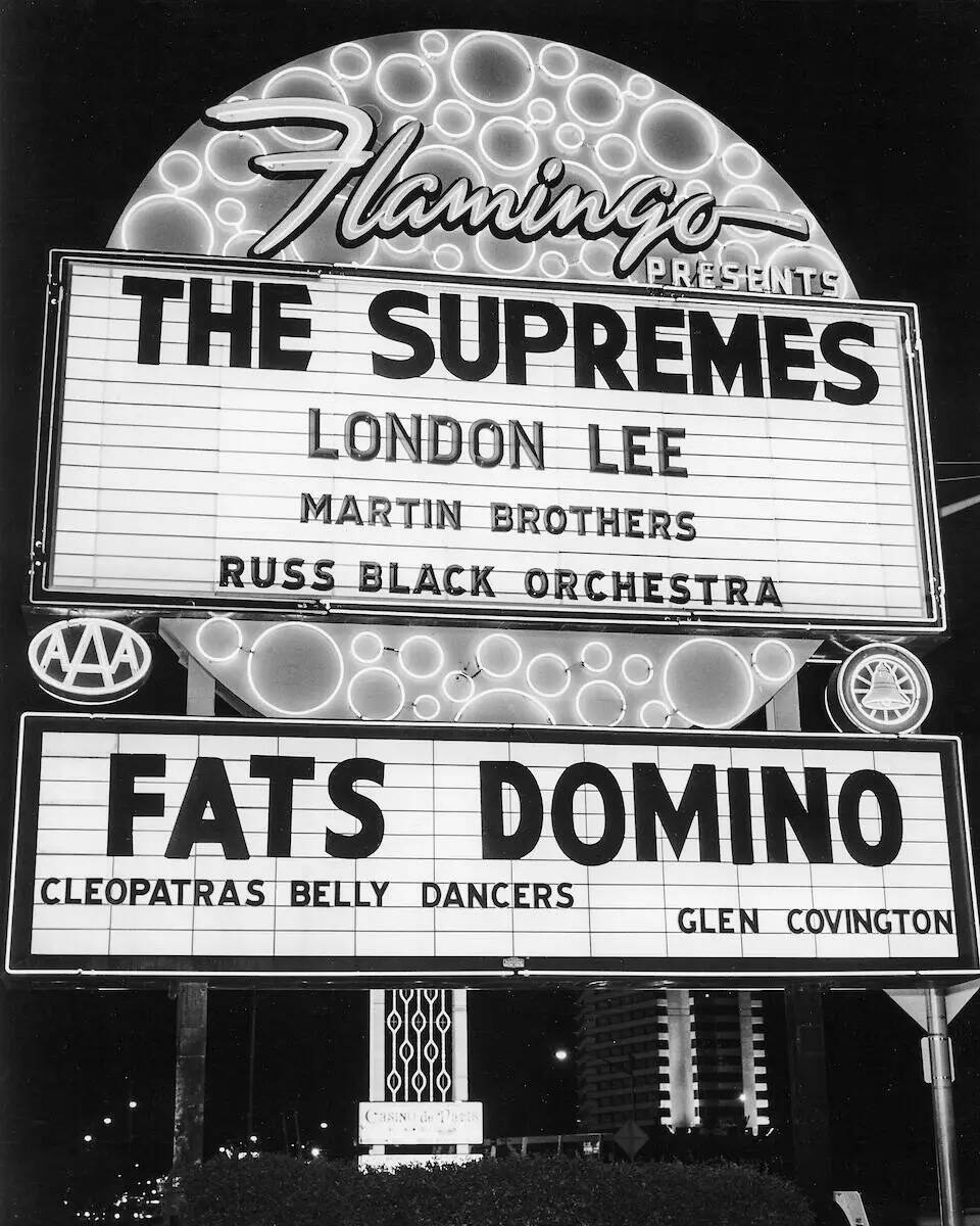 The Supremes y Fats Domino en Flamingo el 29 de junio de 1966. (Las Vegas News Bureau)