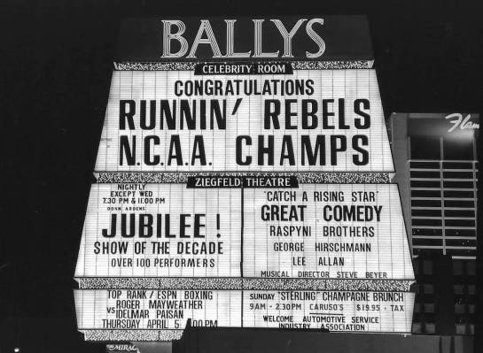 Bally's (ahora Horseshoe Las Vegas) celebra el campeonato de básquetbol masculino de la NCAA d ...
