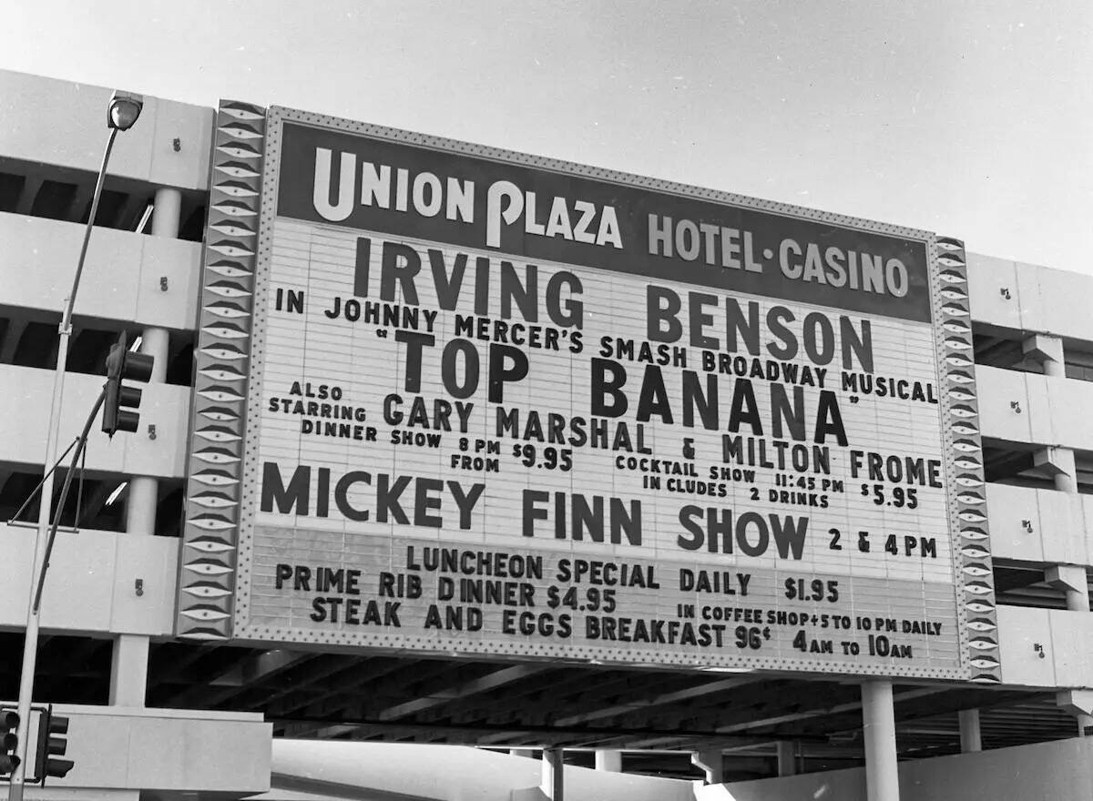 La marquesina de Union Plaza el 26 de marzo de 1980. (Jerry Abbott/Las Vegas News Bureau)