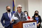 El sindicato de maestros pide la renuncia del superintendente del CCSD