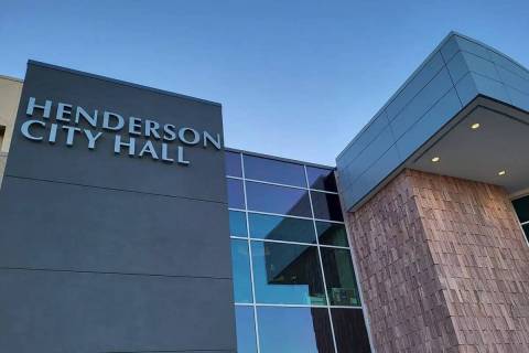 El Concejo de la Ciudad de Henderson aprobó una ordenanza que prohíbe acampar en espacios pú ...