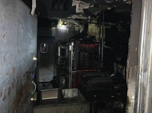 Los bomberos del Condado Clark respondieron a un incendio en Jessie Rae's BBQ, 5611 S. Valley V ...
