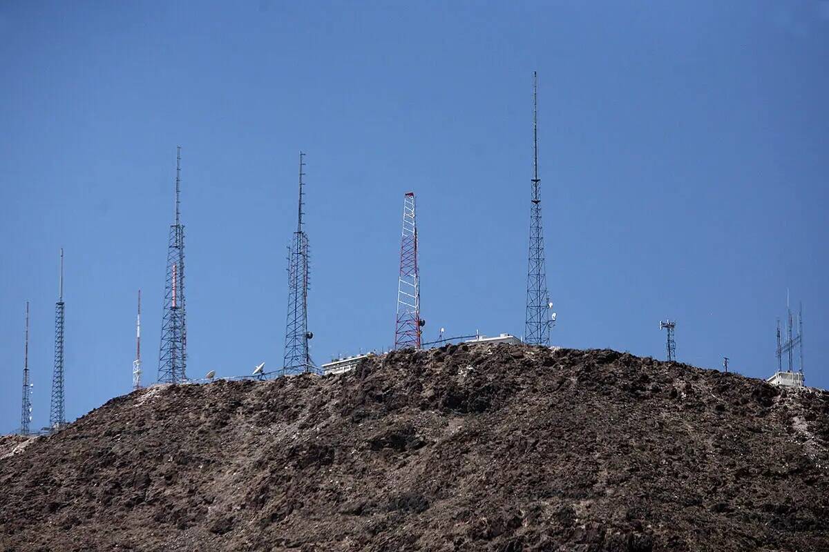 Torres en un pico sin nombre en Henderson. (Marlene Karas)