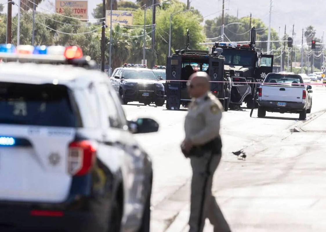 La Policía Metropolitana de Las Vegas está investigando un tiroteo con participación de agen ...