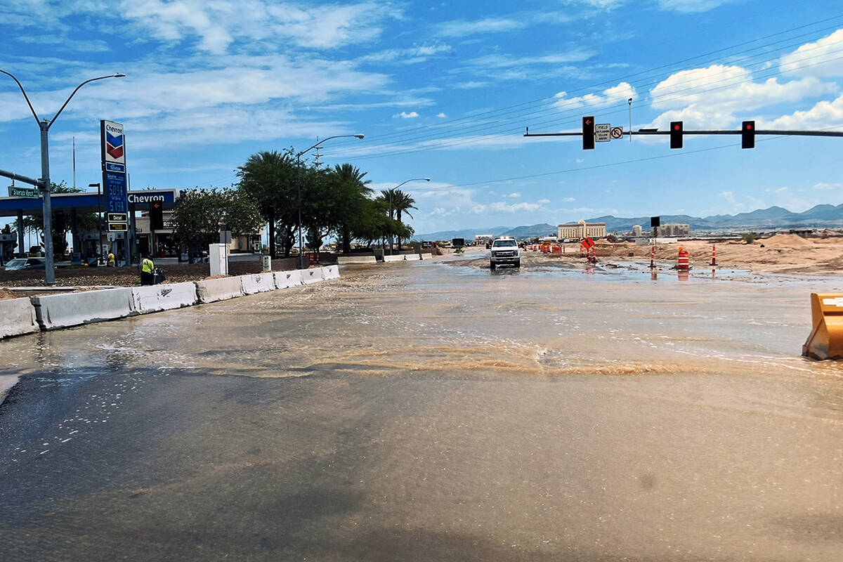 Dio inicio la temporada de inundaciones repentinas, bajo el lema: “El agua siempre gana”. E ...