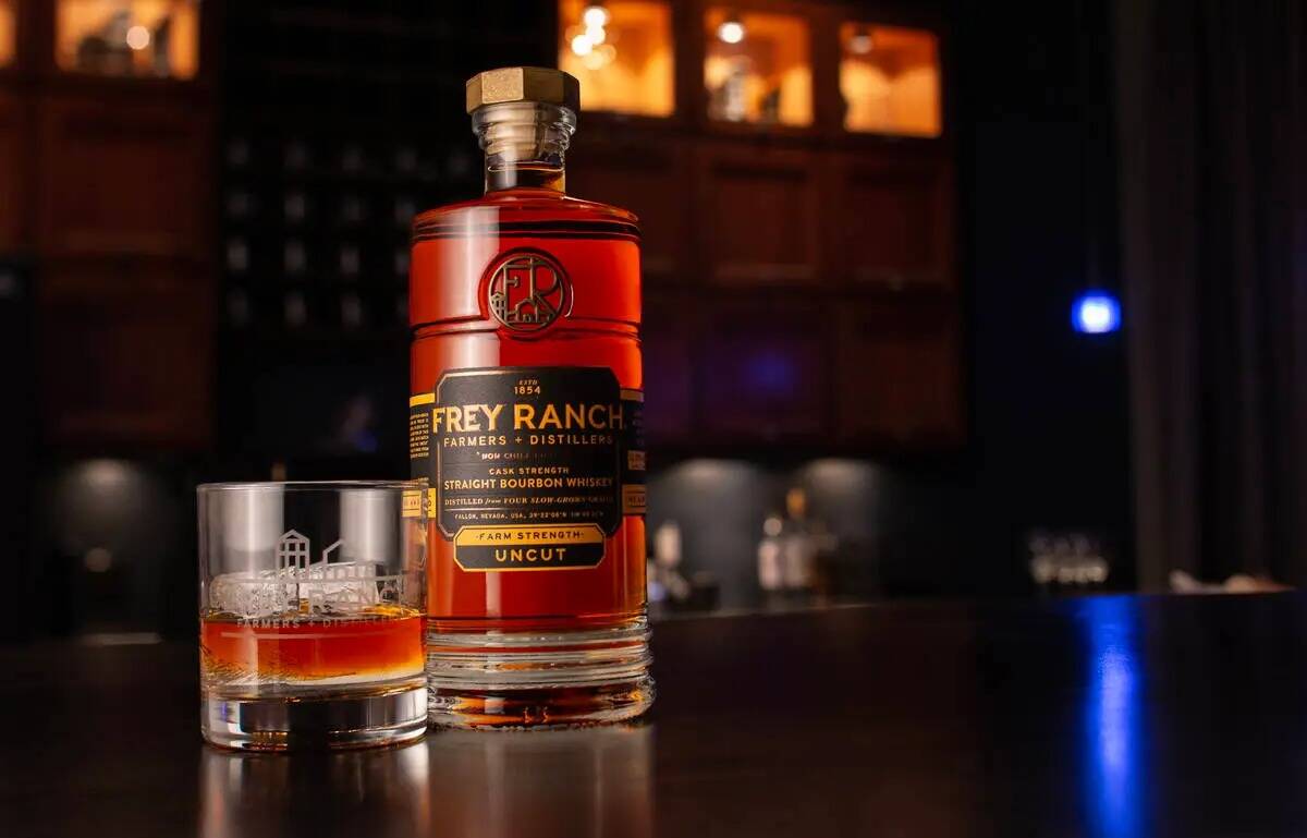 Frey Ranch Distillery del norte de Nevada lanzó su Frey Ranch Farm Strength Uncut Bourbon, emb ...
