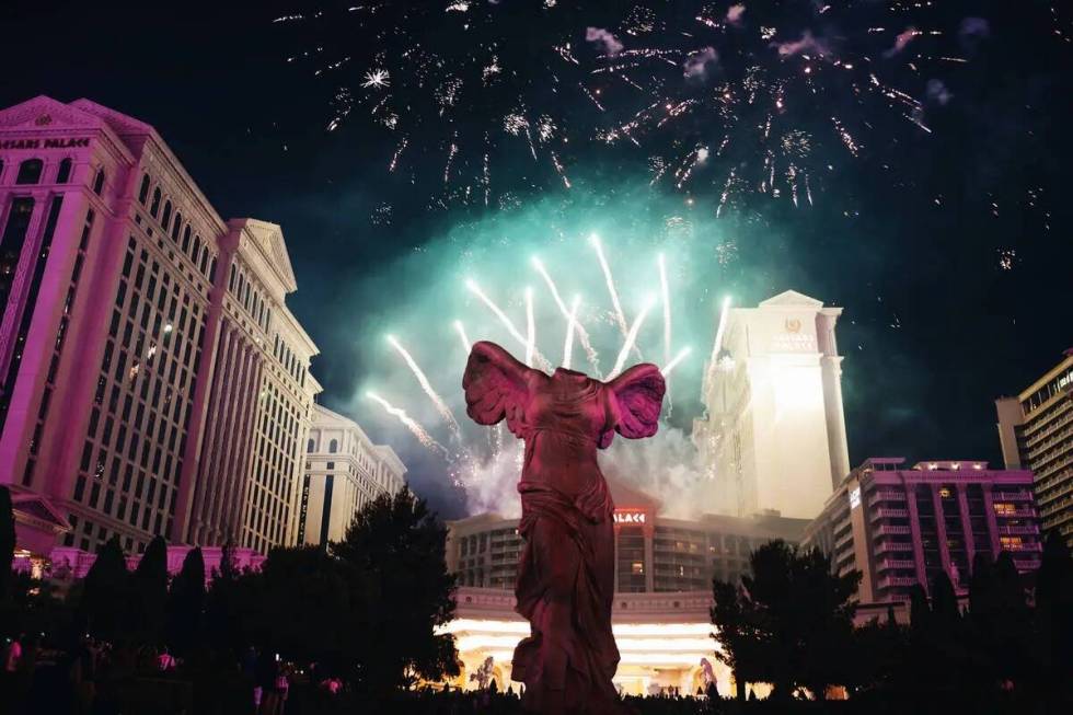 Fuegos artificiales en el área de Las Vegas para celebrar el 4 de julio