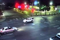 La policía busca un Cadillac Escalade blanco que atropelló a un peatón el lunes, 10 de julio ...