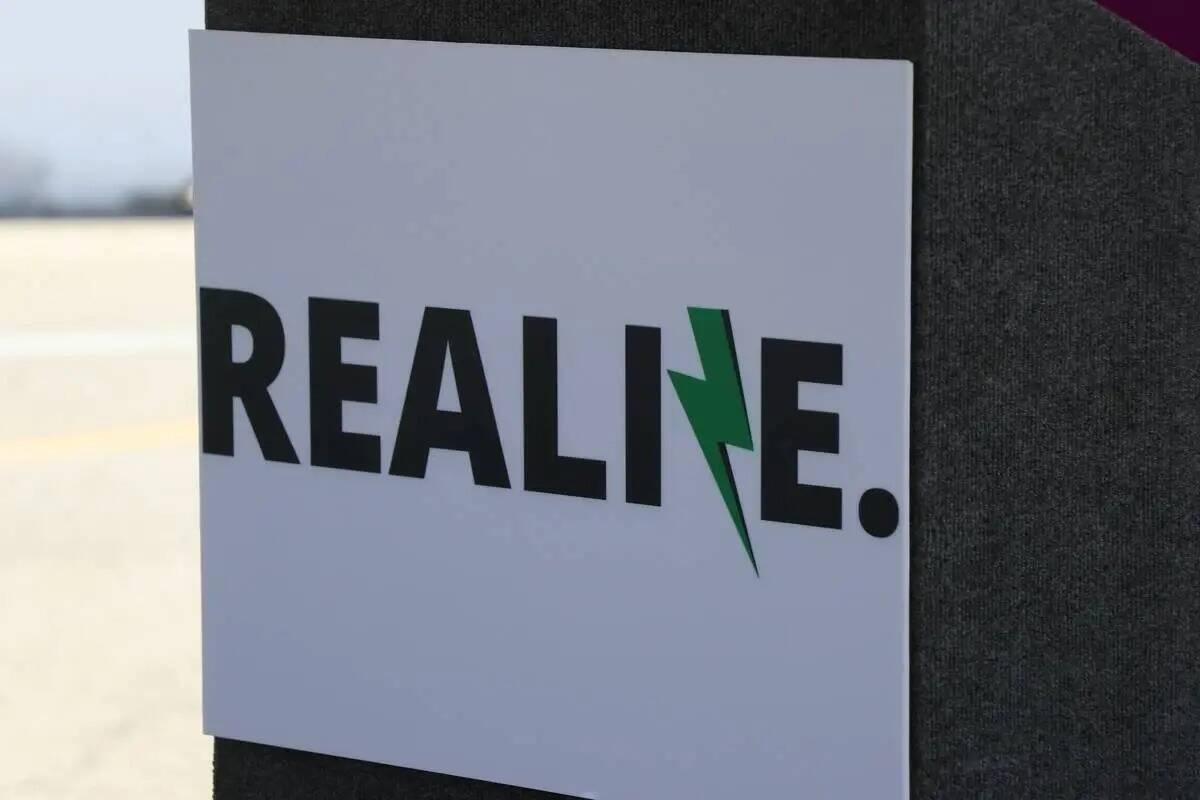 Realize es una empresa de paradas de camiones que abrió su primer local en Las Vegas Motor Spe ...