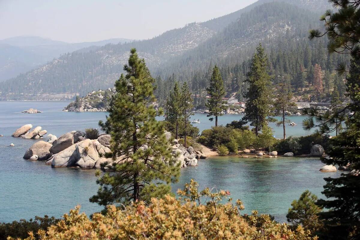 Lago Tahoe durante la Cumbre Anual 22 del Lago Tahoe, en Sand Harbor State Park, cerca de Incli ...