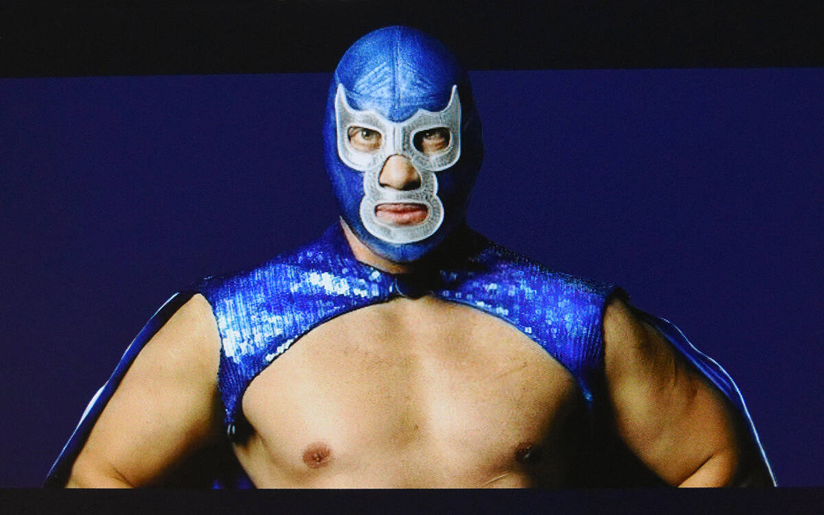 “Blue Demon Jr” en Las Vegas, la icónica máscara azul representa la tradición e inquebra ...