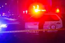 Un transeúnte inocente fue asesinado a tiros por una bala perdida en el suroeste de Las Vegas, ...