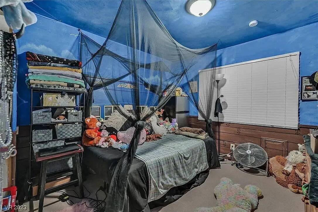 Una casa con temática pirata en el 501 de Sam Jonas Drive está listada en Zillow por 349 mil ...