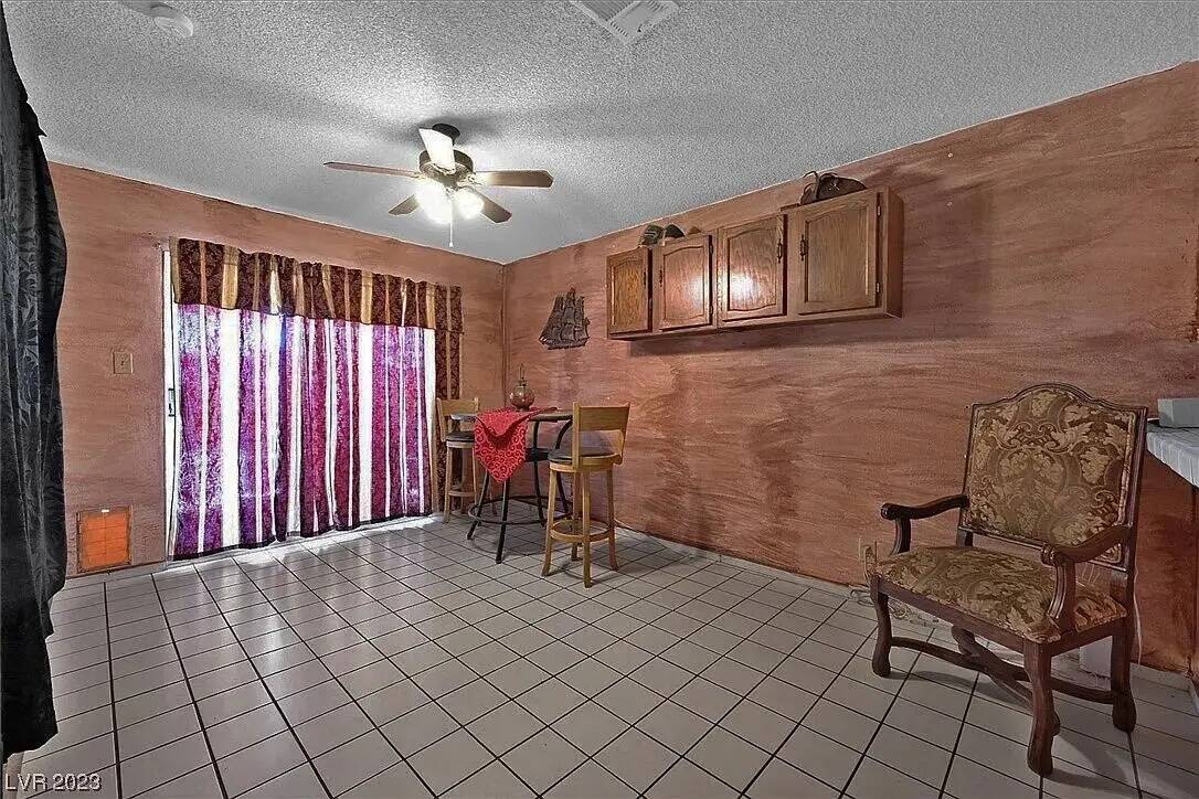 Una casa con temática pirata en el 501 de Sam Jonas Drive está listada en Zillow por 349 mil ...