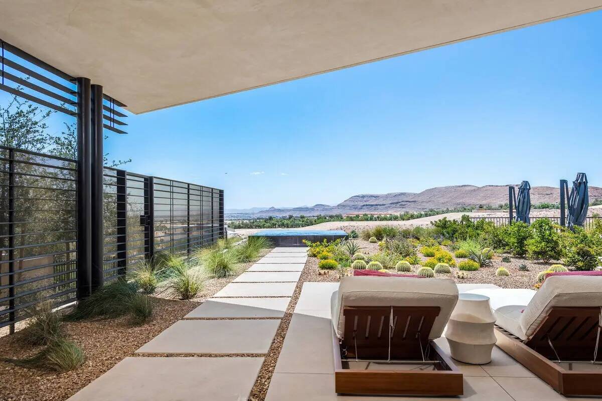 Una casa de 23.5 millones de dólares ha salido al mercado en West Las Vegas. (Coldwell Banker ...