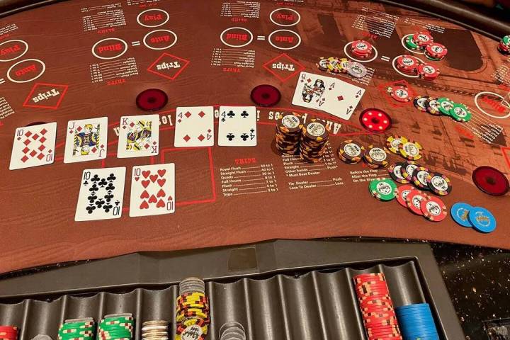 Un invitado ganó un premio mayor de 242,467 dólares con una escalera real en el póker Ultima ...