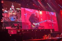 Joe Walsh y Don Henley de los Eagles se presentan en MGM Grand Garden el sábado 28 de mayo de ...