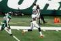 El wide receiver de los Las Vegas Raiders Henry Ruggs III (11) atrapa el pase de touchdown gana ...