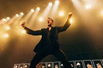 Brandon Flowers, líder de The Killers, se presenta en Chelsea del Cosmopolitan de Las Vegas el ...