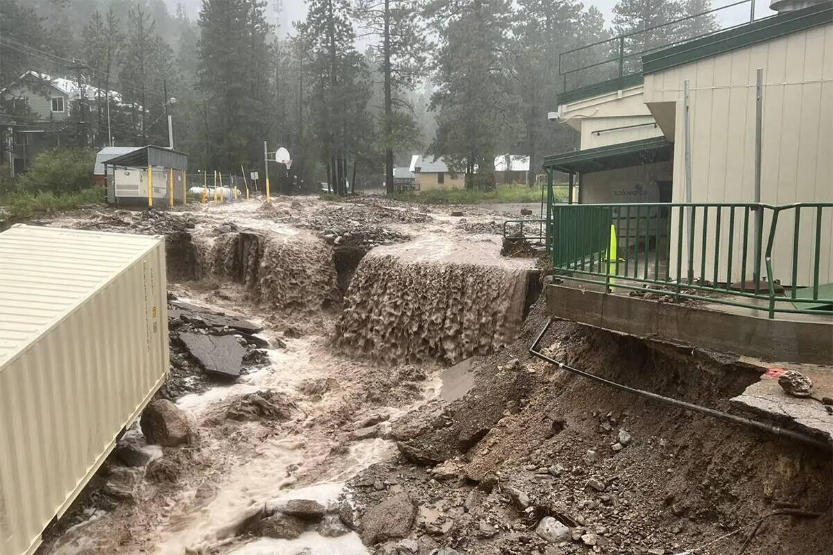 Grandes lluvias provocaron inundaciones repentinas en el Monte Charleston en agosto. (Distrito ...