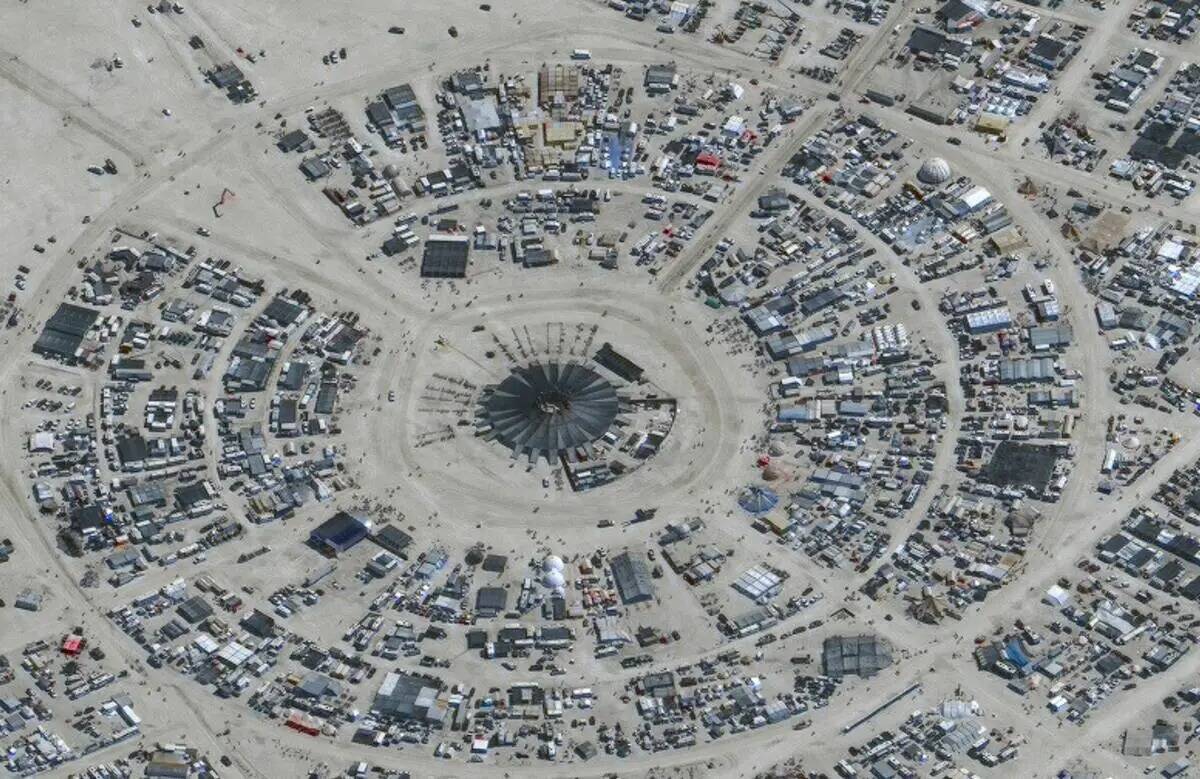 Vista general del festival Burning Man en Black Rock el lunes 28 de agosto de 2023. (©2023 Max ...