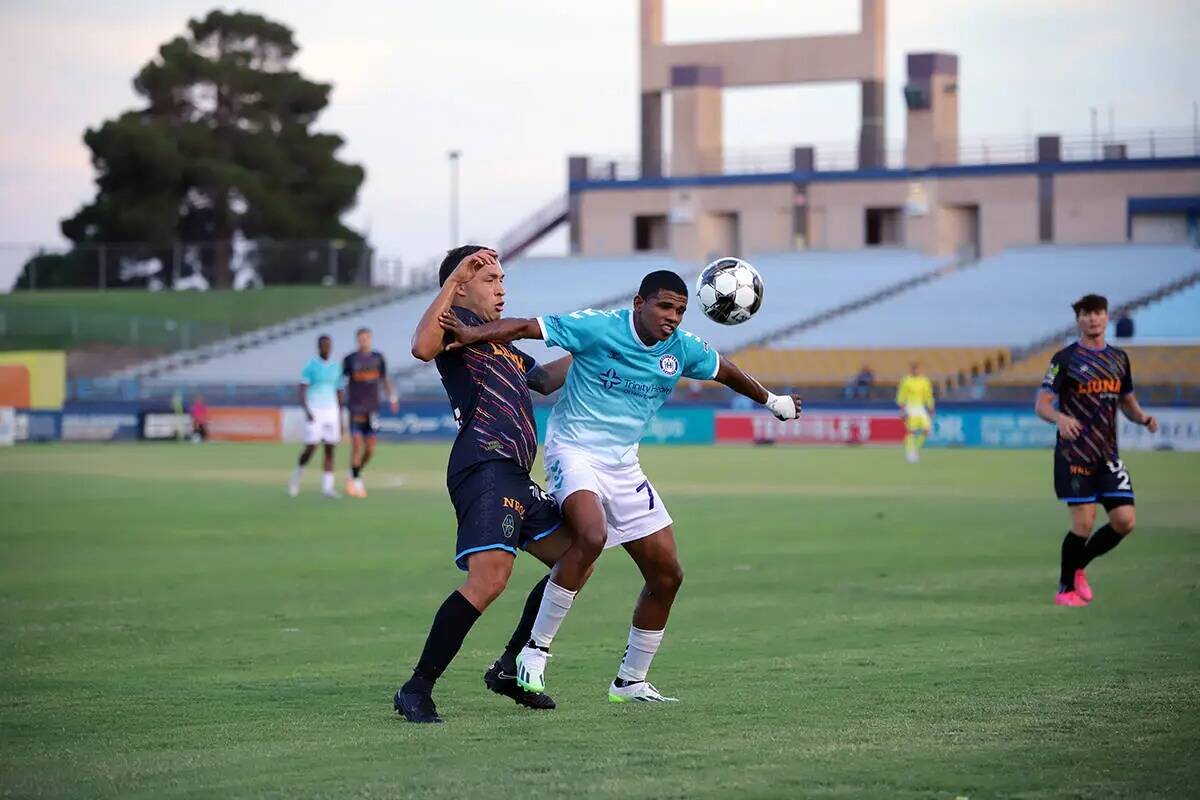 Las Vegas Lights FC perdió 2-0 ante Hartford Athletic en un cotejo cuyo medio tiempo contó co ...