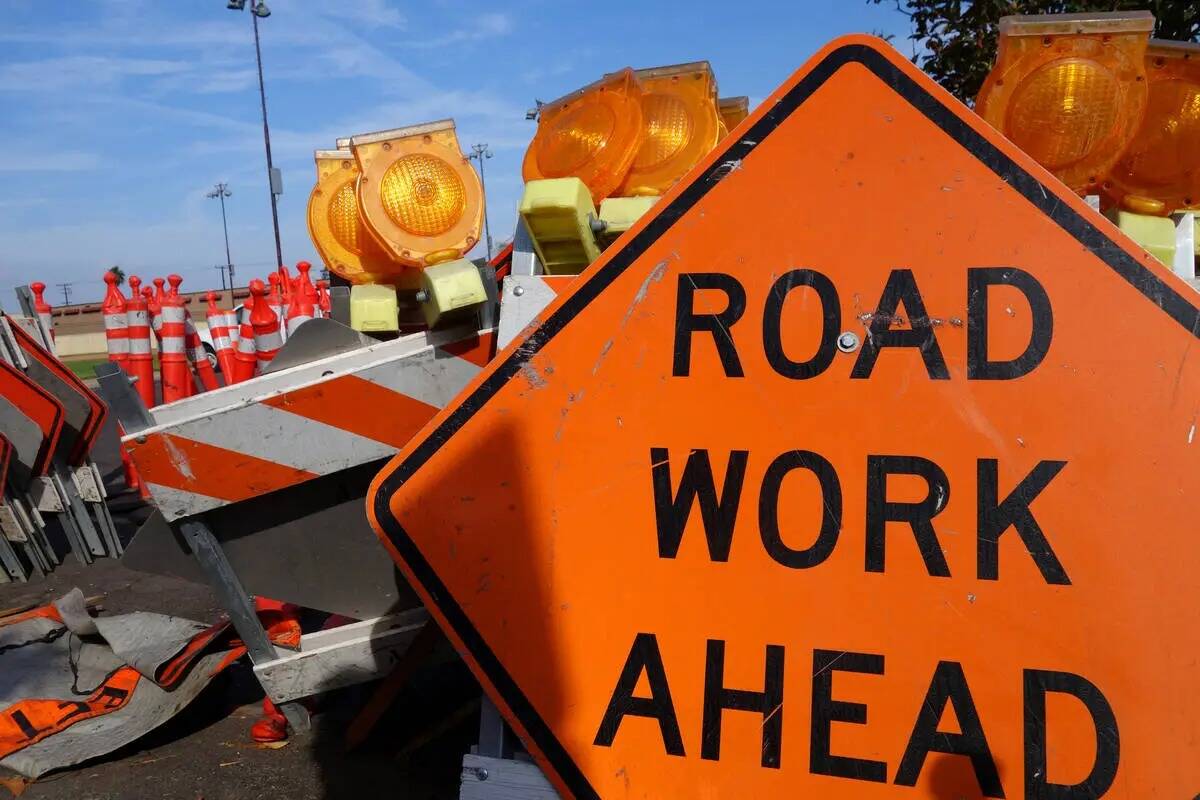 Las restricciones de carriles durante la noche y los cierres de carreteras están programados p ...