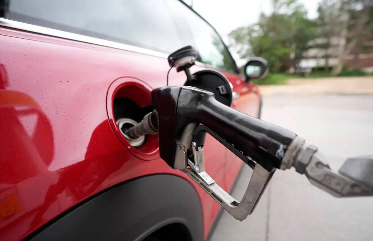Los precios de la gasolina en Nevada han aumentado casi 25 centavos en una semana a partir del ...