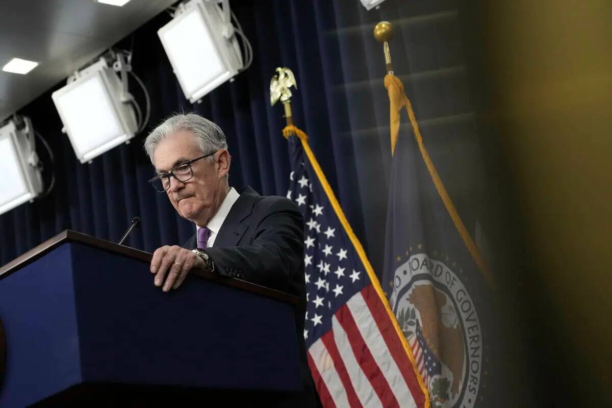 El presidente de la Reserva Federal, Jerome Powell, habla durante una rueda de prensa tras la r ...