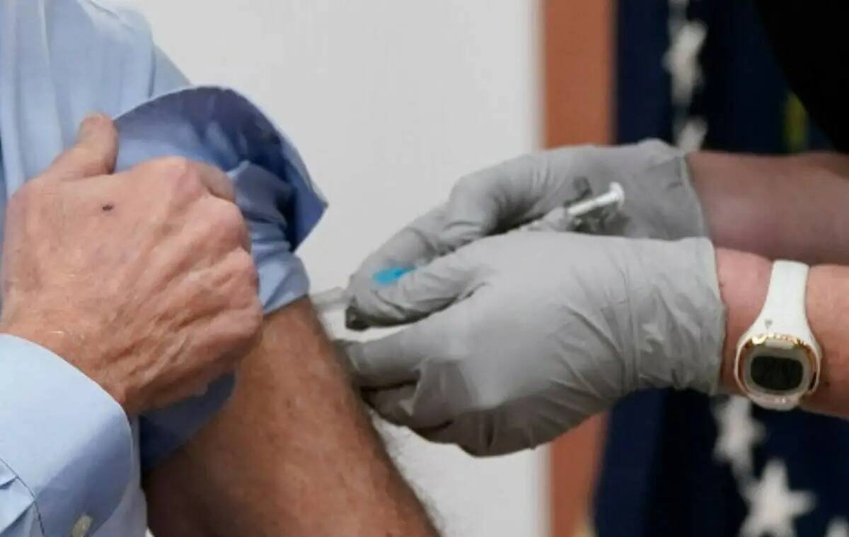 El Distrito de Salud del Sur de Nevada ofrece ahora la vacuna COVID-19 actualizada en sus clín ...