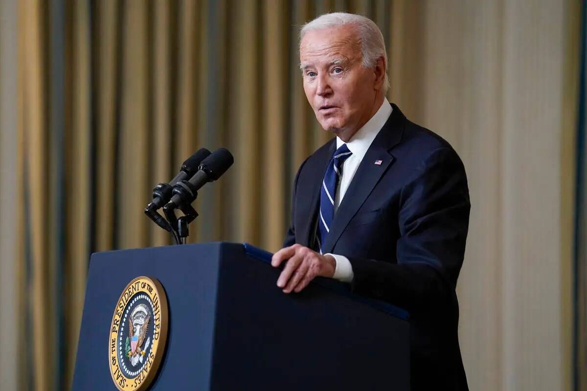 El presidente Joe Biden habla el martes 10 de octubre de 2023 en el Comedor de Estado de la Cas ...