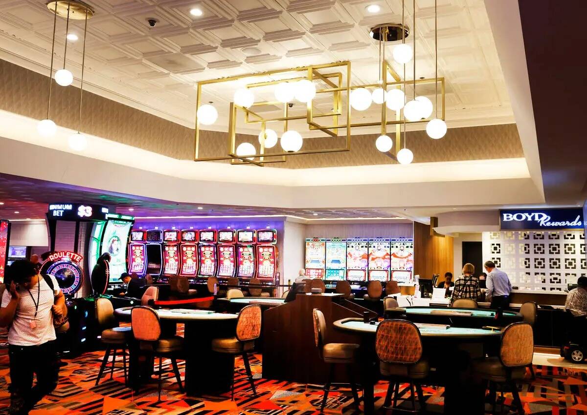 El Fremont Hotel and Casino, en el centro de Las Vegas, ha finalizado su renovación, que ha du ...