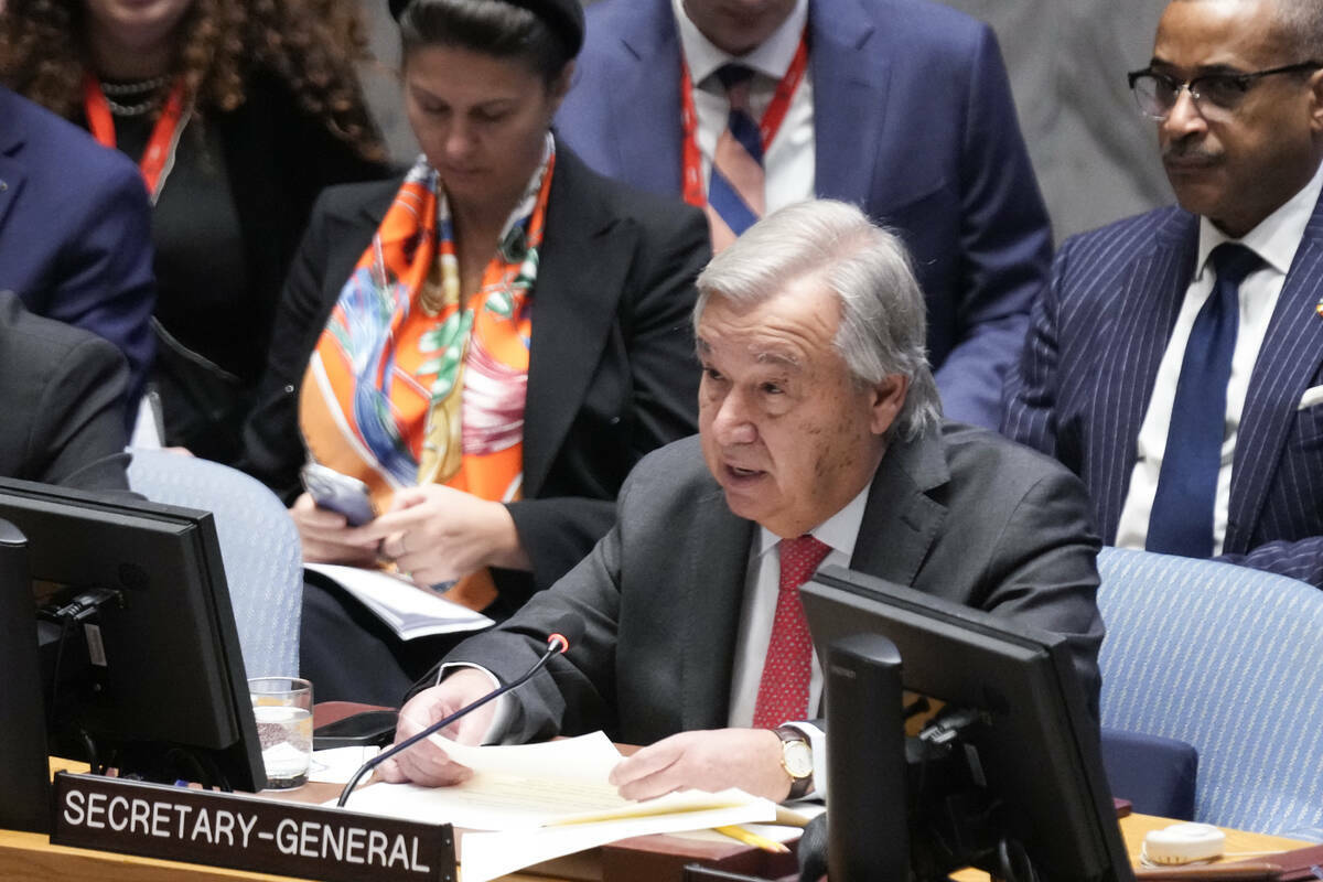 El secretario general de Naciones Unidas, Antonio Guterres, habla durante una reunión del Cons ...