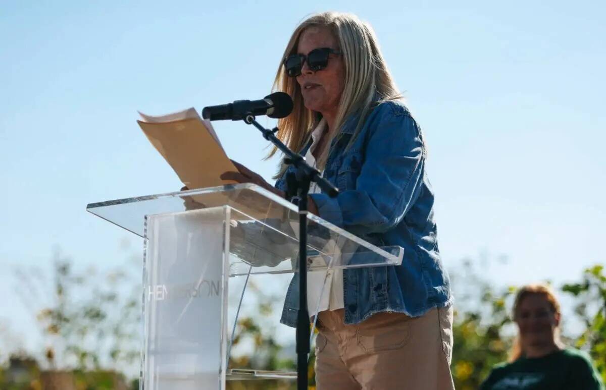 Shari Ferguson, directora de parques y recreación de la ciudad de Henderson, habla sobre Pumpk ...
