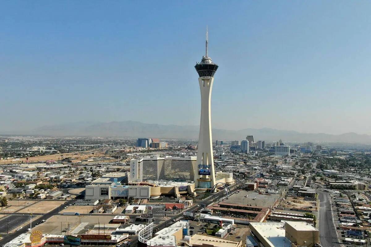 Vista aérea de The Strat en 2021. (Las Vegas Review-Journal)