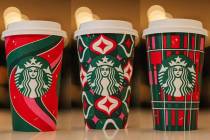 Se muestran algunos de los nuevos vasos navideños de Starbucks. De izquierda a derecha: pepper ...